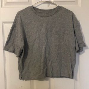 Uniqlo Gray Cropped Boxy Tee